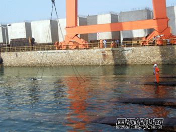 長興島造船廠船塢滑道遇險(xiǎn)情